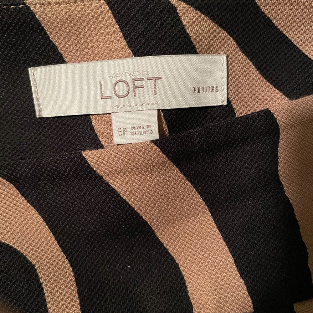 LOFT women’s skirt, size 6P - Picture 6 of 10